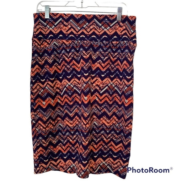 LulaRoe Cassie Chevron, Aztec or Southwest Print Pencil Skirt Size Large - Picture 1 of 6